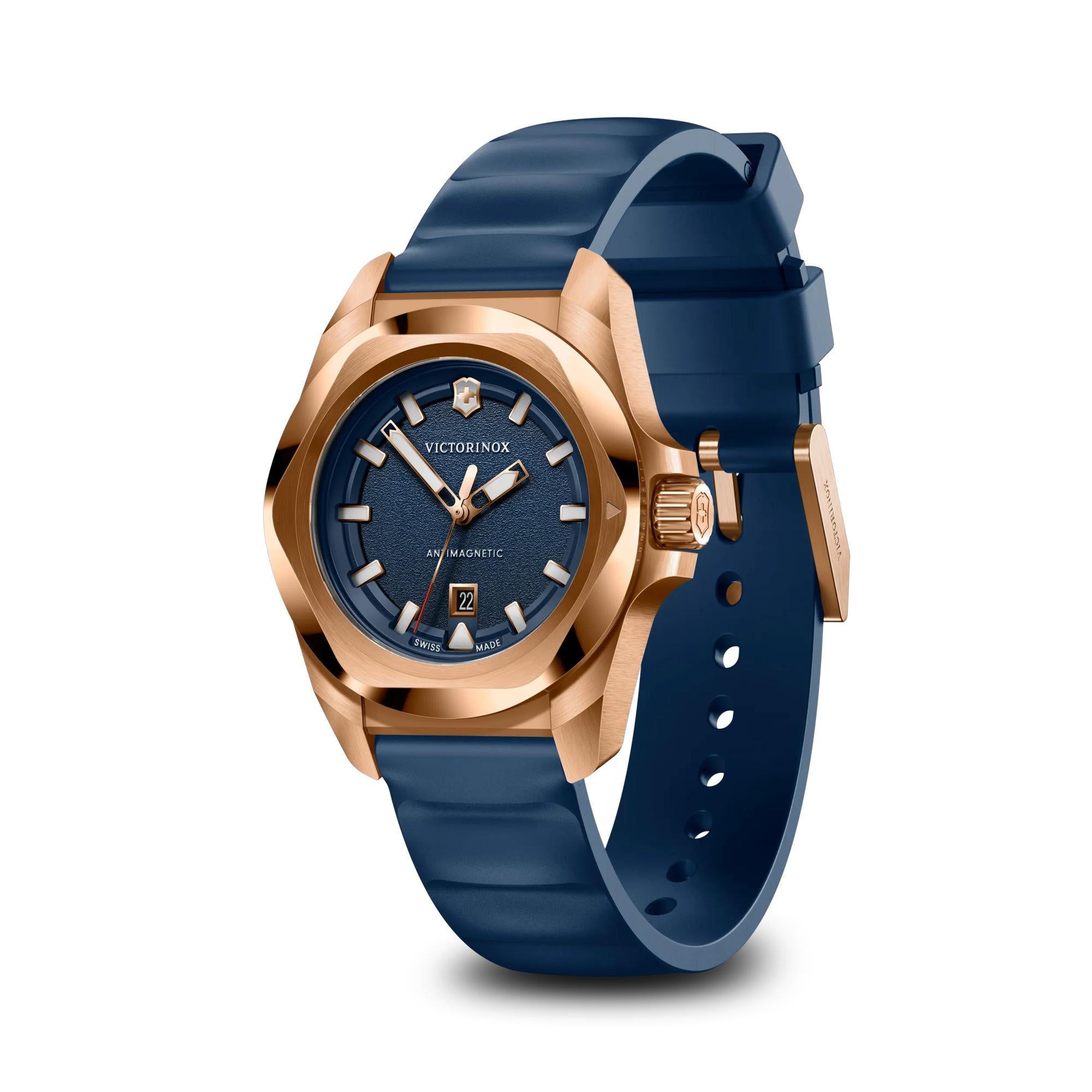 Victorinox I.N.O.X. Small 242035 watch, blue dial, three-quarter view